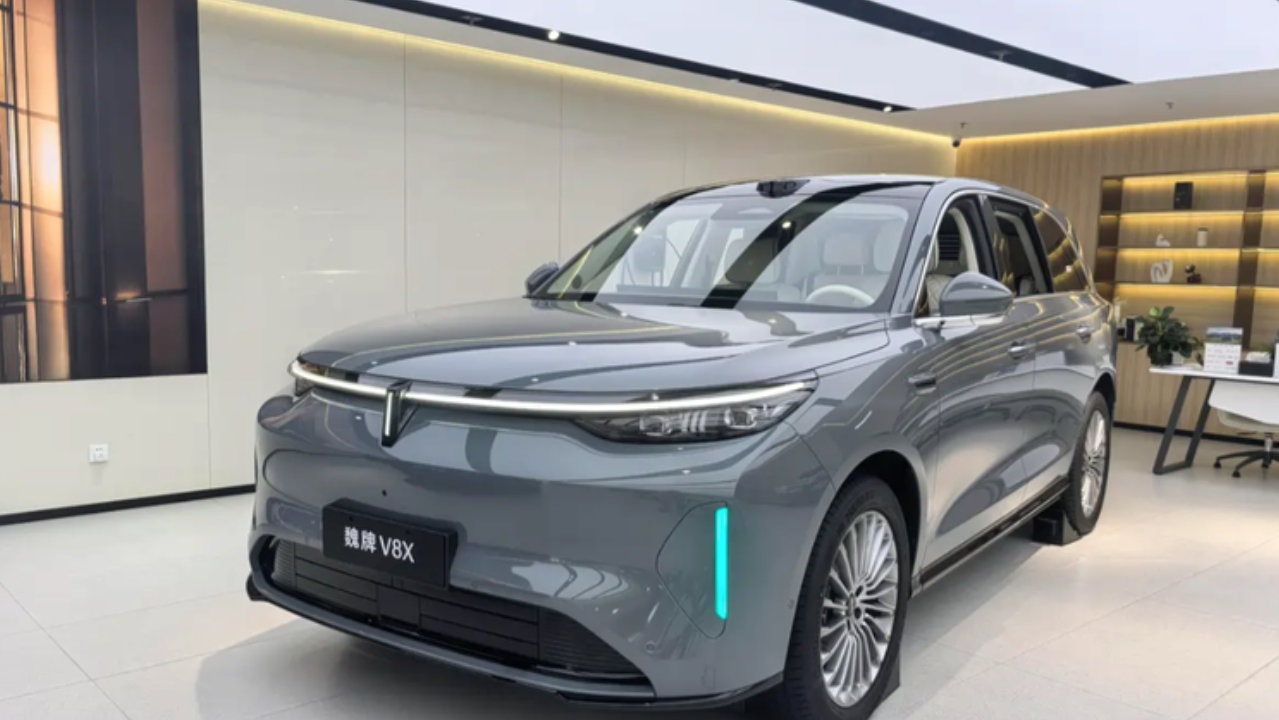魏牌V8X正式上市 共推出五款车型，权益后售价22.68万-30.28万