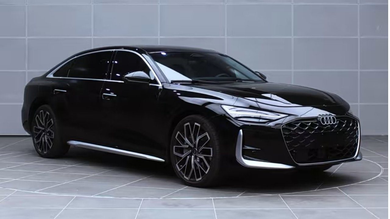 全新奥迪A6L 3.0T开始申报，2026年上市，外观变化也太大了吧？