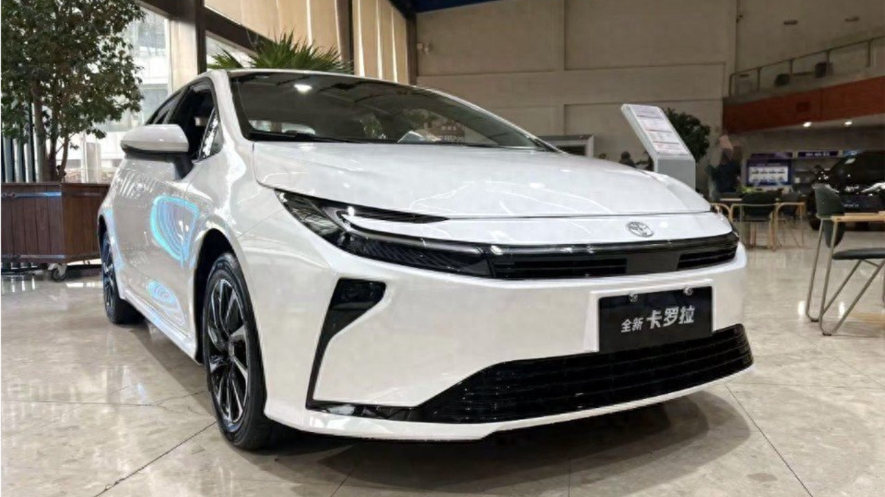 外观大变样！全新卡罗拉到店实拍，尺寸升级，搭两种动力