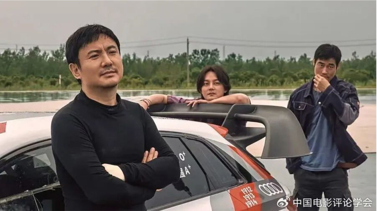 胡建礼丨《飞驰人生3》：速度激情与温度共情的巧妙融合