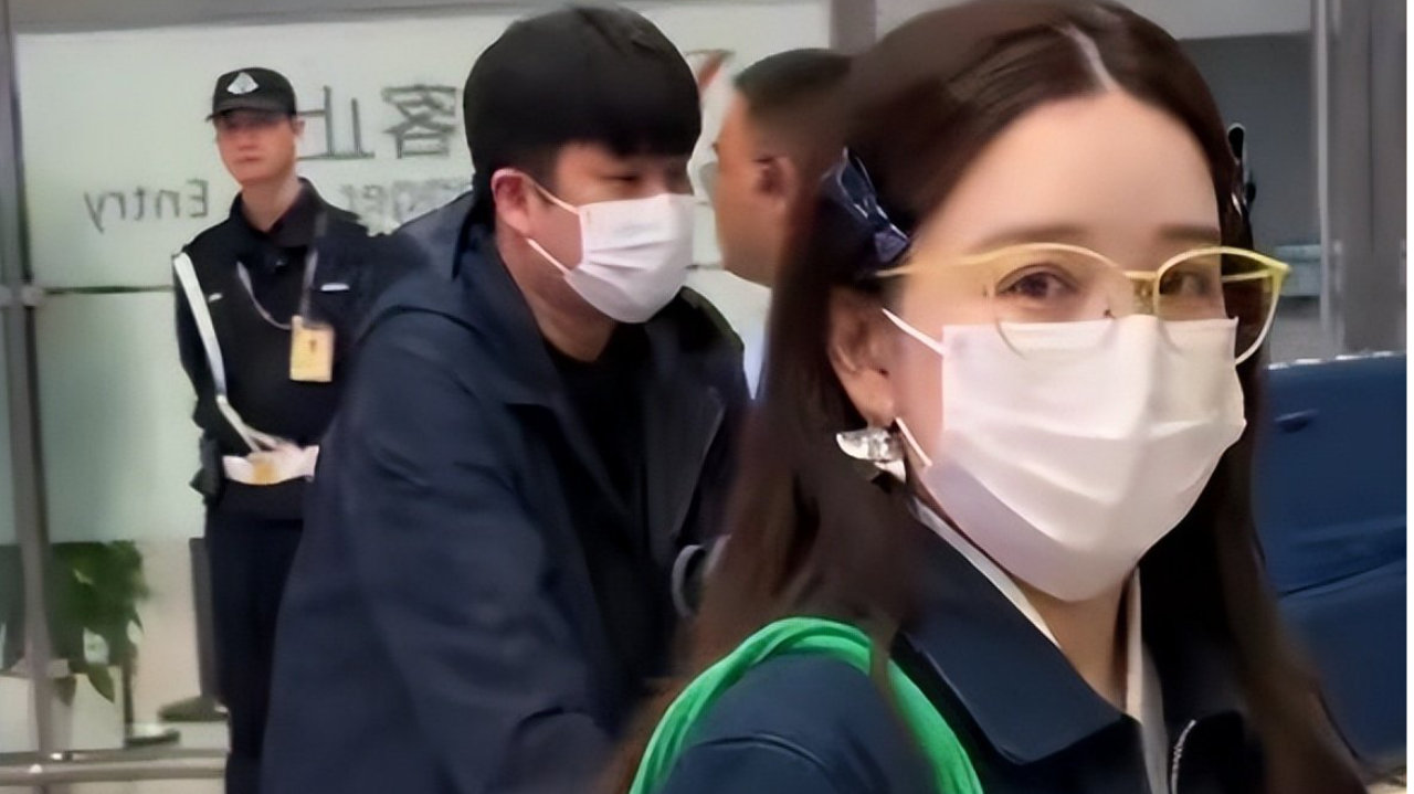 阚清子38岁生日老公帮忙拿蛋糕，网友：行动永远胜于言语