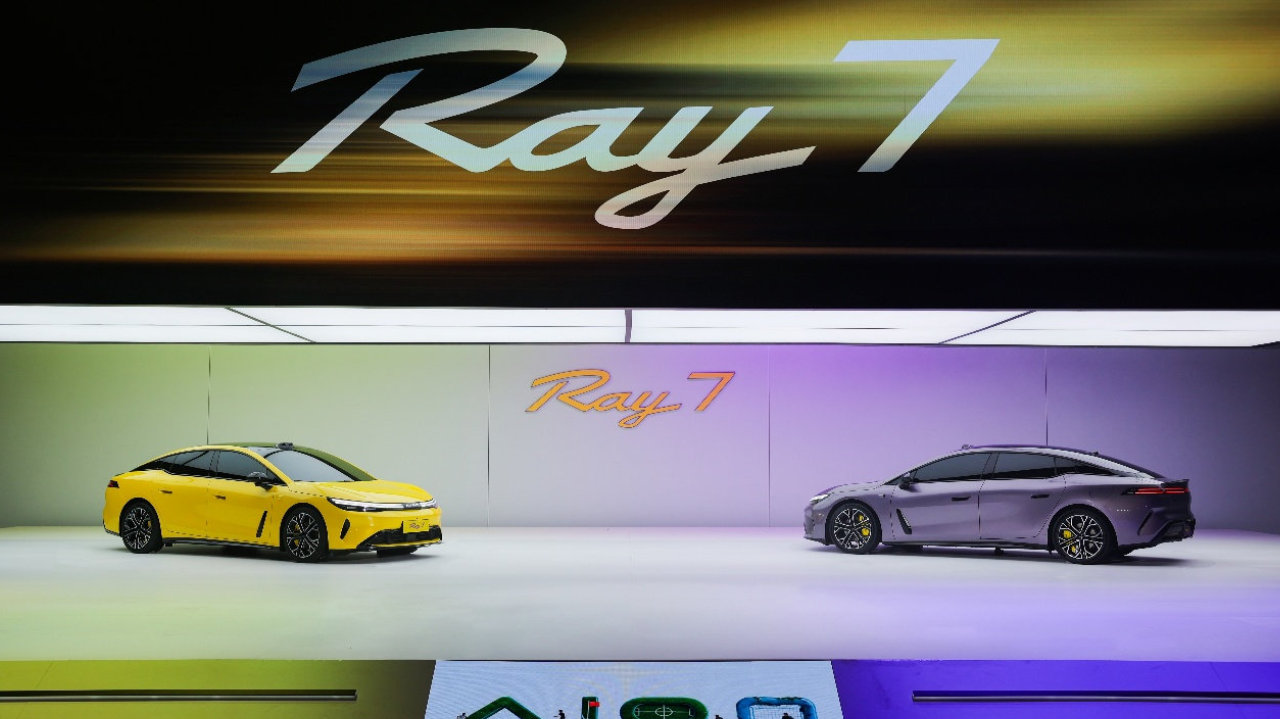 Ray7全球首搭华为DriveONE芯片级驱制融合，纯电底盘技术行业领先