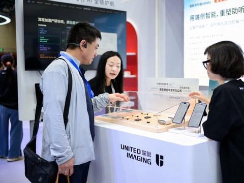 人工智能给助听器技术带来变革，联影发布新一代医疗级智能助听器