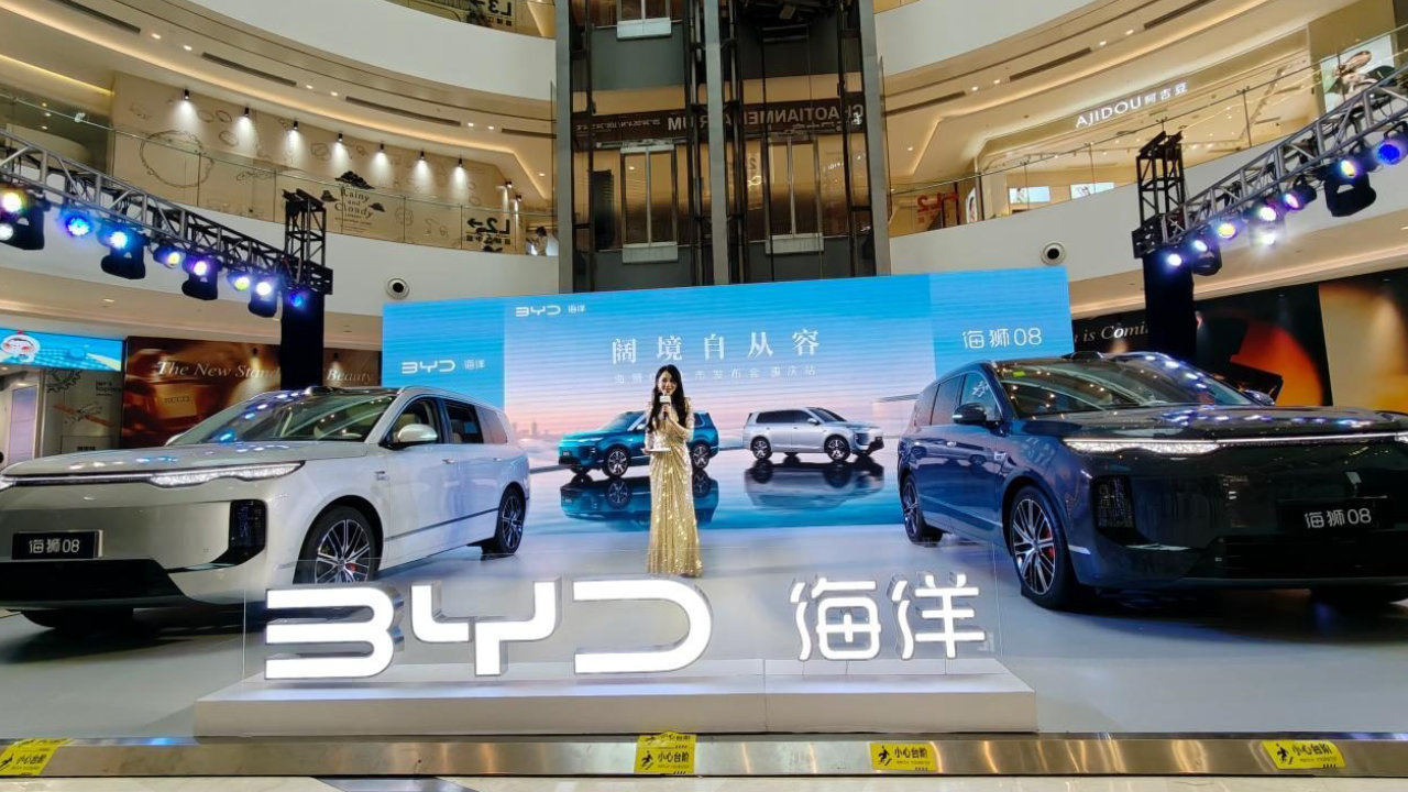 百万级技术下放！22.99万起售的比亚迪海狮08，到底香在哪？