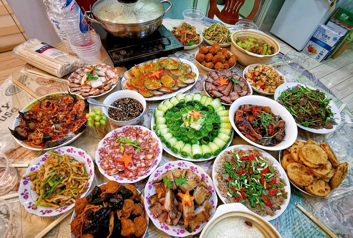 年夜饭,不管有钱没钱,这7道年夜菜记得端上桌,寓意吉祥如意