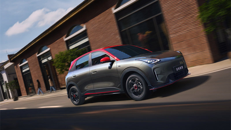 全品类销冠吉利星愿再进化，助推吉利冲击300万辆销量目标