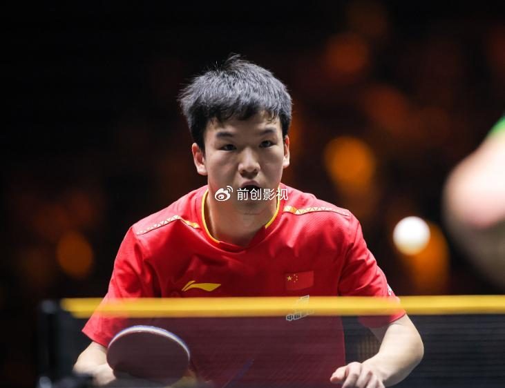 WTT总决赛：男单八强国乒占据三席，向鹏4-2安宰贤约战世界第2