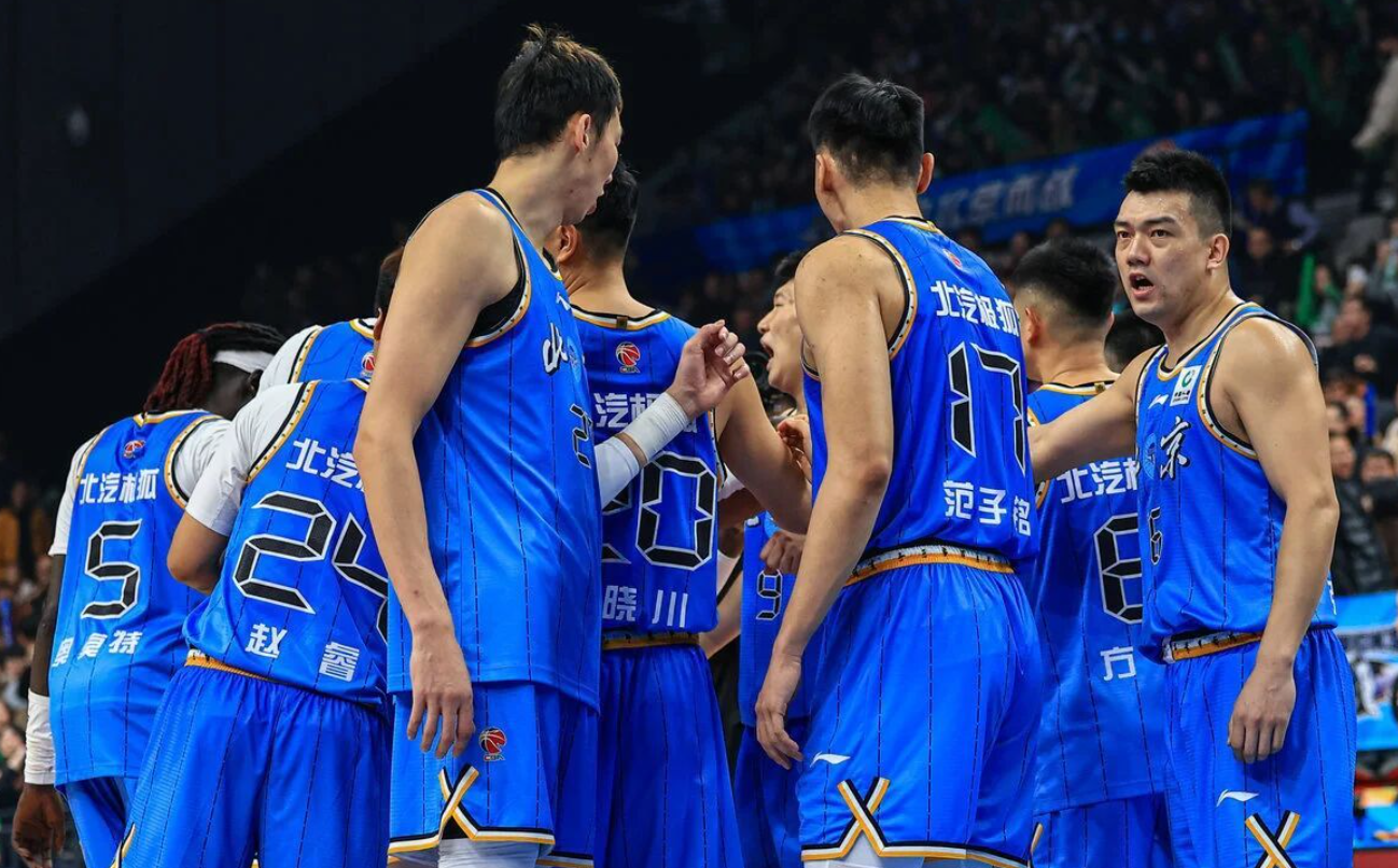 五星北京阵容初现锋芒，许利民暂停怒斥如何成为四连胜的转折点？
