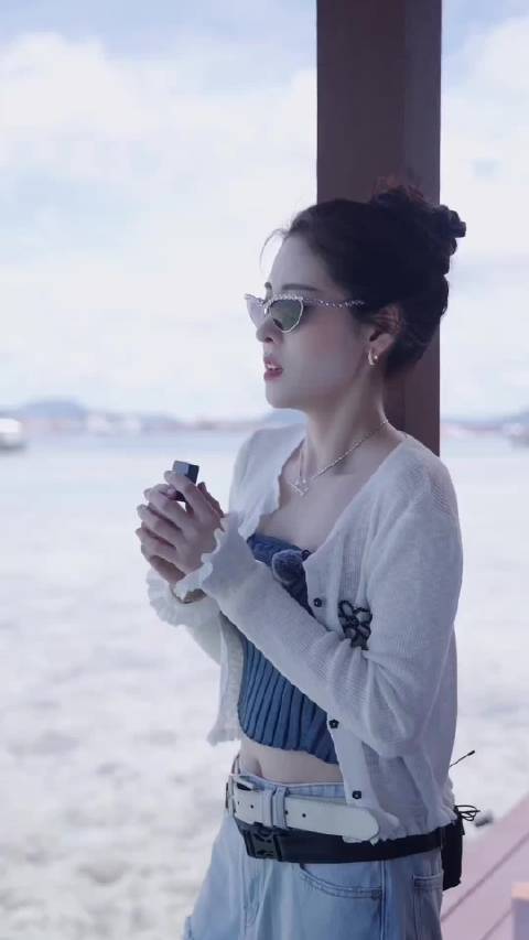 碧晨的歌声和春光一样迷人