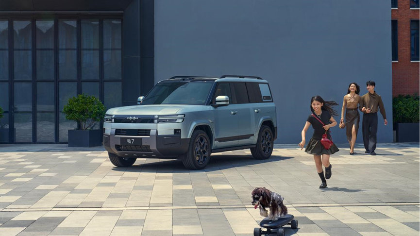 方程豹钛7上市首月交付量破11674台！而且85%钛7用户选择顶配