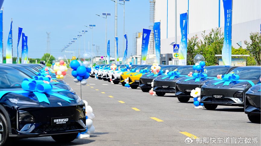 深蓝S07第30万辆下线，解锁中国新能源加速度
