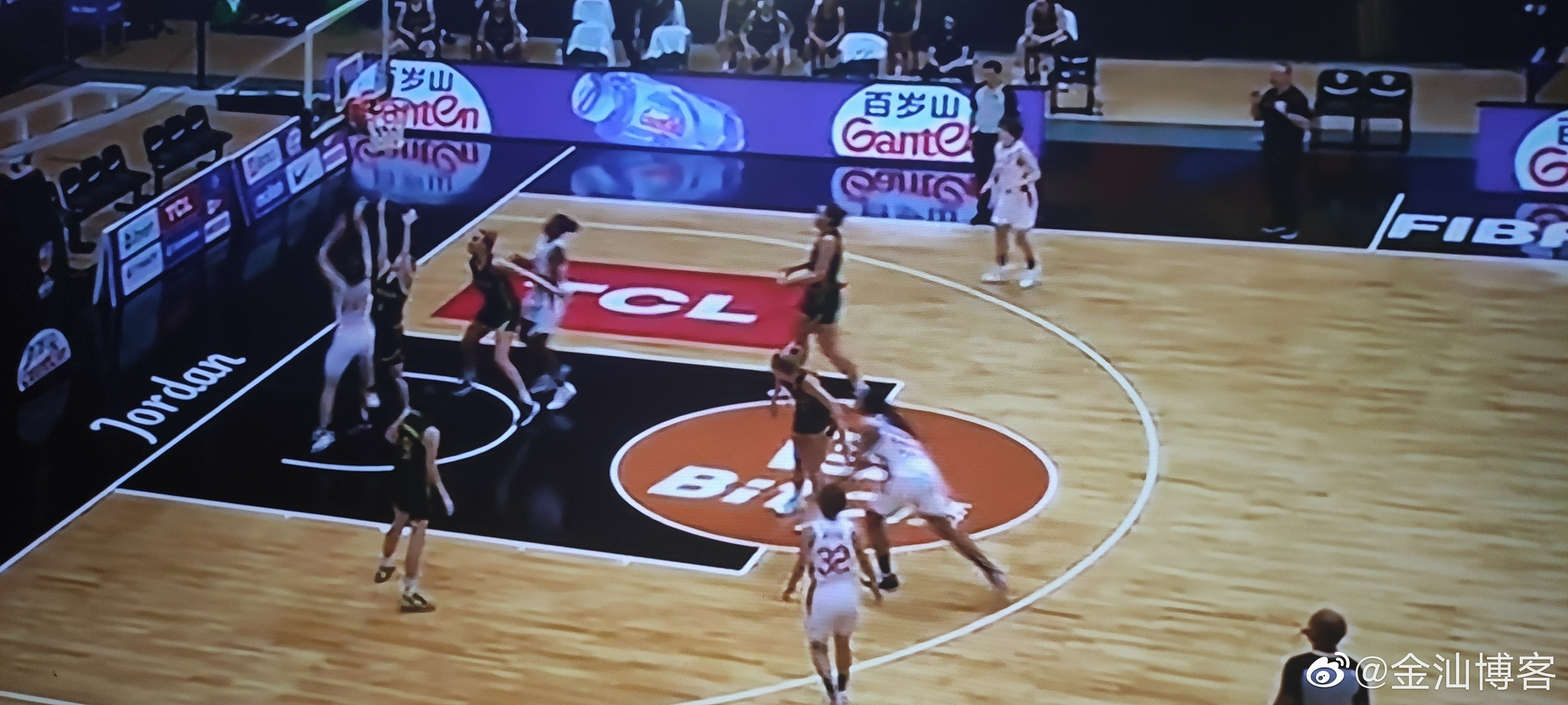 下午中国女篮18分大胜<a href=