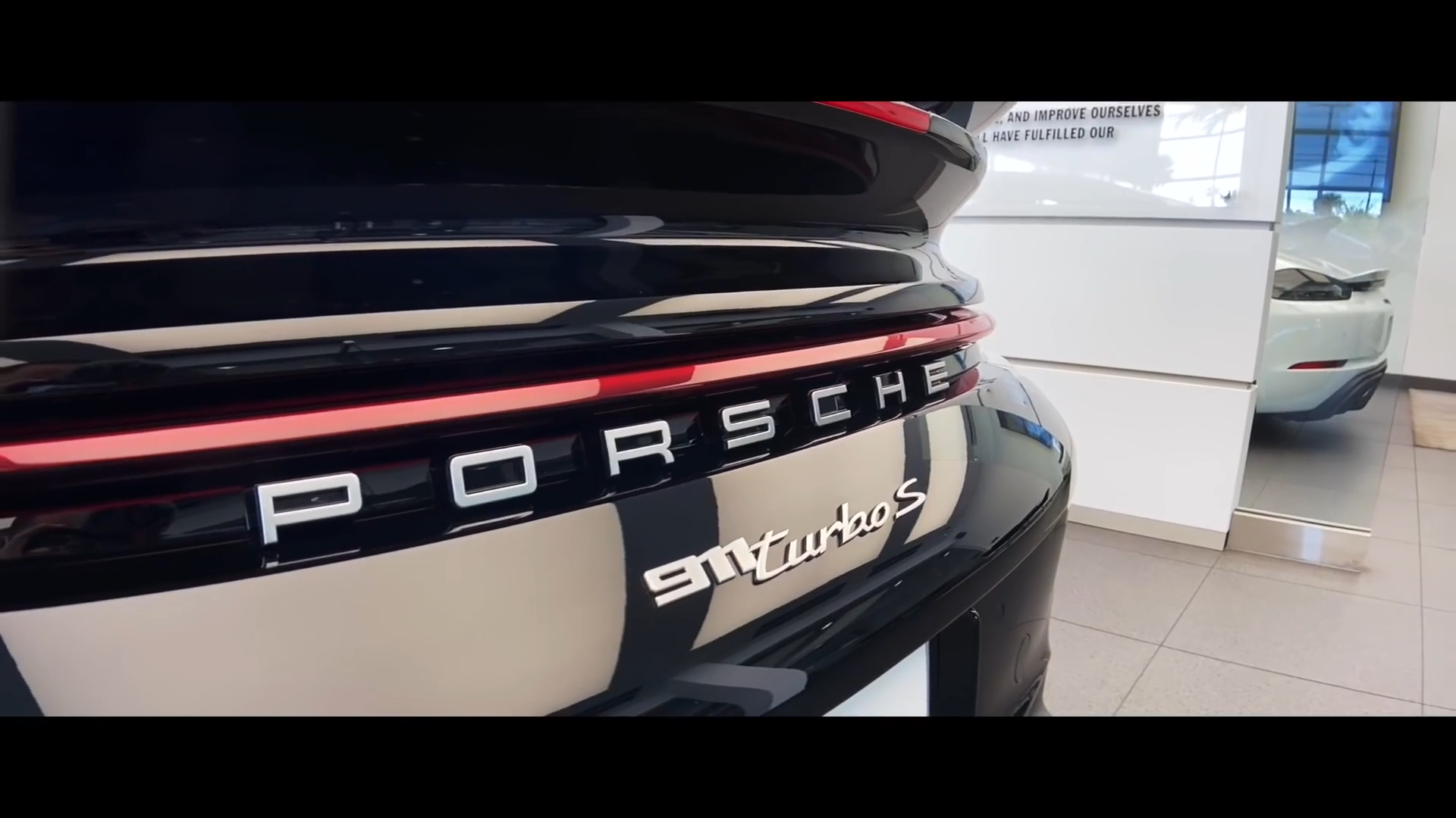新款2021保时捷911 Turbo S-640 hp 3.8升直六-Demonstration