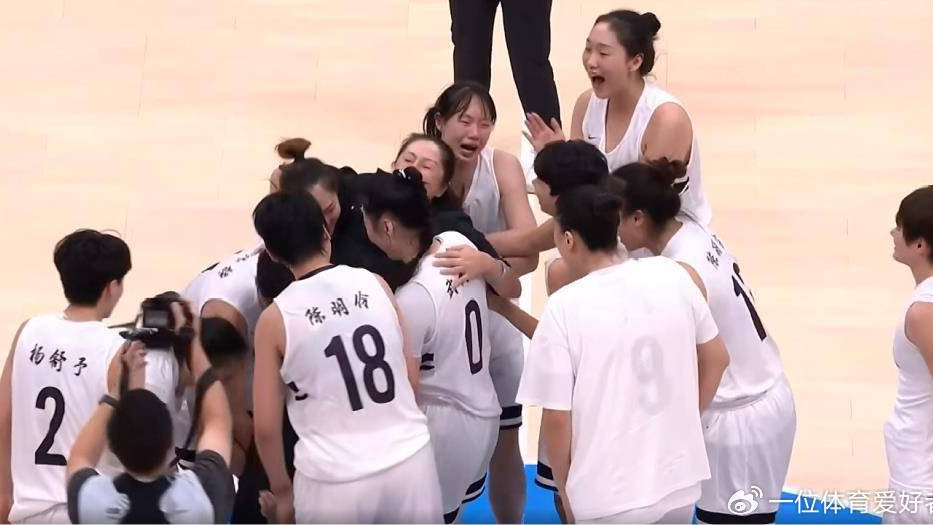 广东74-68夺冠！疯狂把郑薇扔空中！杨舒予22分，陈明伶18分