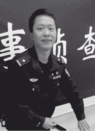 如果你记得,柳州的他们就永远活着|告别2021休闲区蓝鸢梦想 - Www.slyday.coM 如果你记得,柳州的他们就永远活着|告别2021休闲区蓝鸢梦想 - Www.slyday.coM