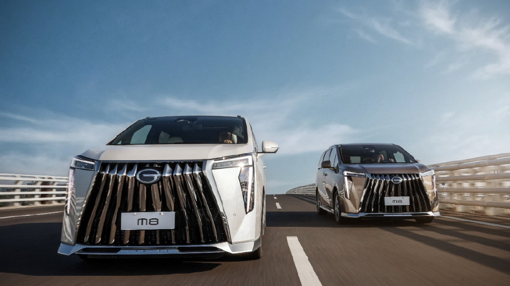 国产MPV天花板，传祺新一代M8豪华MPV亮相，车长超5米2轴距超3米