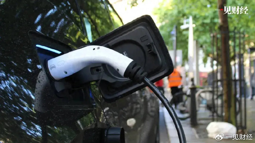 比亚迪等亲自卖车险，反映出一个大问题