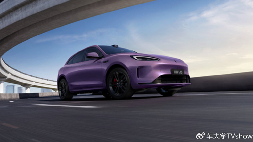 真材实料不惧“底盘剐蹭”， 延续超强基因问界新M5 Ultra升级亮相