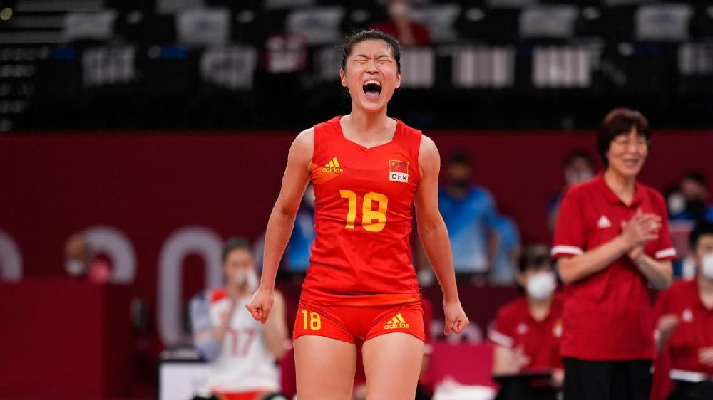 好消息！中国女排冠军自由人喜添新身份，2位国手分享亲子合照