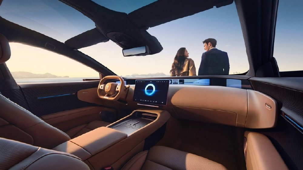 阿维塔12四激光版正式上市，权益后25.99万元起售