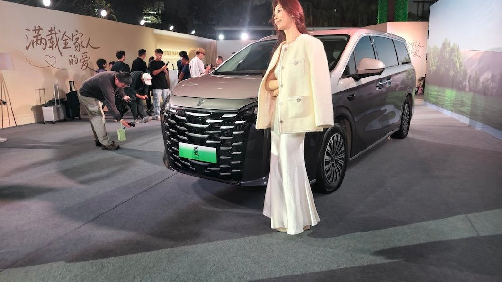 中大型MPV油耗进入“4”时代 2026款比亚迪夏上市售20.68万起