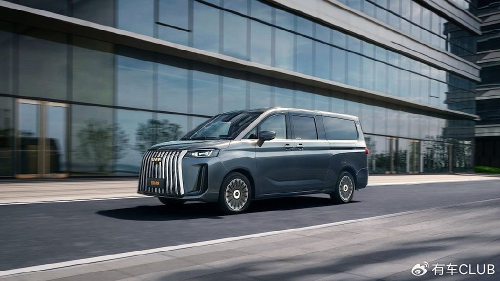 定位大型MPV 综合续航达1420km 锐胜M8预售价16.98万起