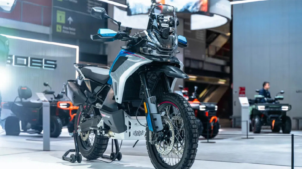 米兰车展丨国产公升级ADV再添猛将，春风1000MT-X海外秀肌肉