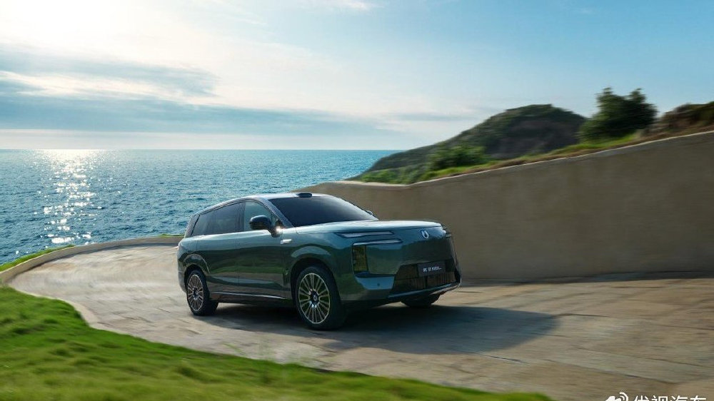 操控之王腾势N8L上市，29.98万元起，为全家美好出行而来！