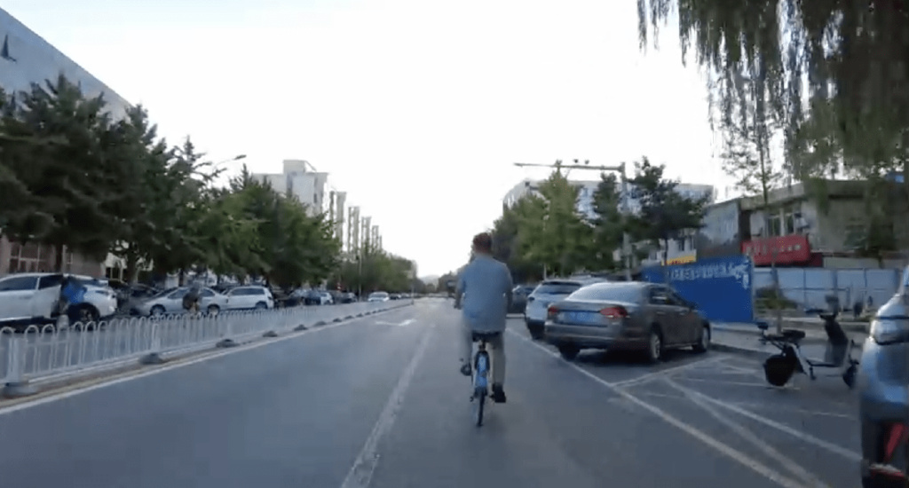 北大数学天才柳智宇还俗:主动要求降薪至2万,不打算买房买车生孩子休闲区蓝鸢梦想 - Www.slyday.coM 北大数学天才柳智宇还俗:主动要求降薪至2万,不打算买房买车生孩子休闲区蓝鸢梦想 - Www.slyday.coM