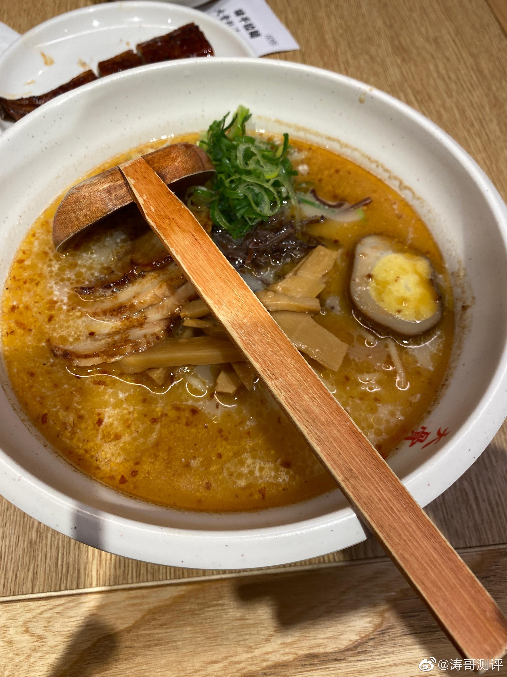 今天的晚饭是拉面！（买不起特斯拉，买辆风火轮过过瘾....