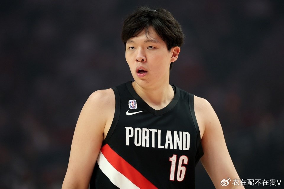 杨瀚森不行？王仕鹏：克林根就是比你强！快去发展联盟吧，不然就废了