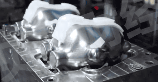 「一墩难求」的冰墩墩是怎么生产的?休闲区蓝鸢梦想 - Www.slyday.coM 「一墩难求」的冰墩墩是怎么生产的?休闲区蓝鸢梦想 - Www.slyday.coM