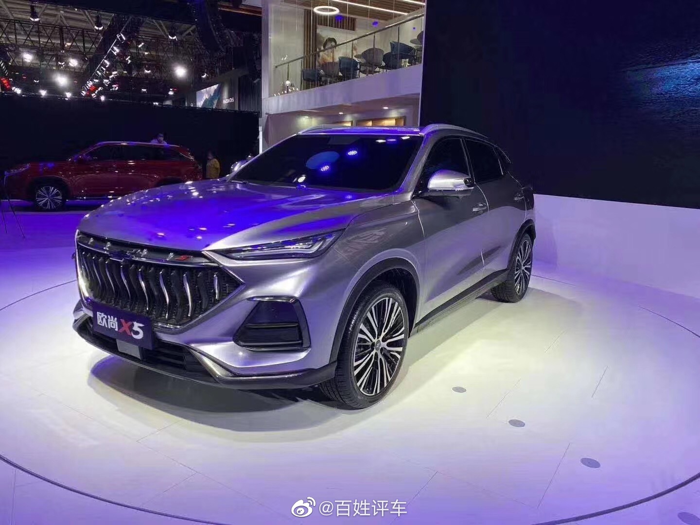 长安欧尚x5 爆光
