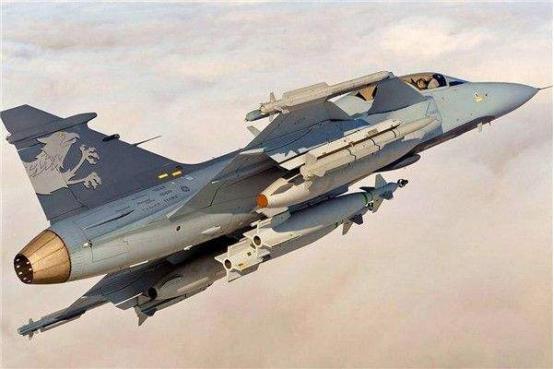 人口不到中国的百分之一,军工实力却领先美国,从来不需进口武器休闲区蓝鸢梦想 - Www.slyday.coM 人口不到中国的百分之一,军工实力却领先美国,从来不需进口武器休闲区蓝鸢梦想 - Www.slyday.coM