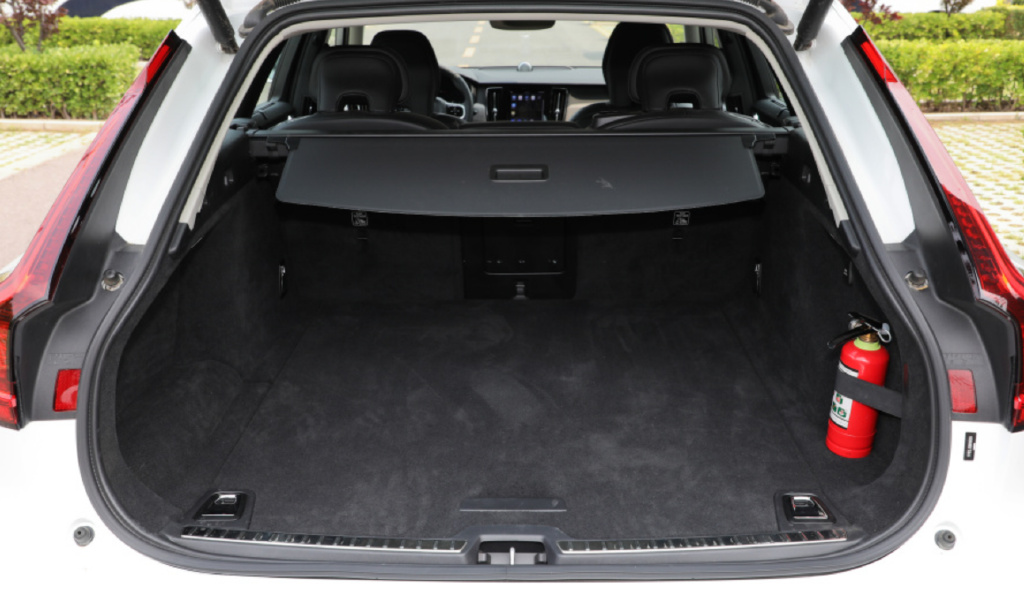 家用与旅游两相宜,这些旅行车比MPV还能装