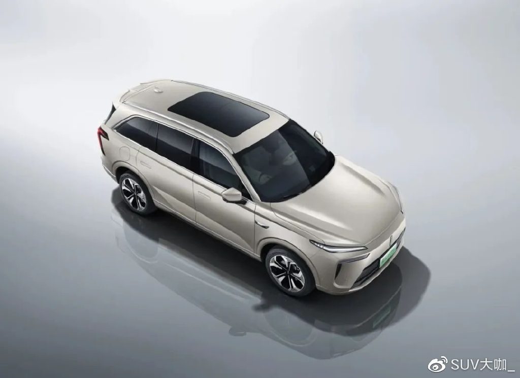 5米车长+六座,魏牌蓝山对比理想L8,能比得过吗?