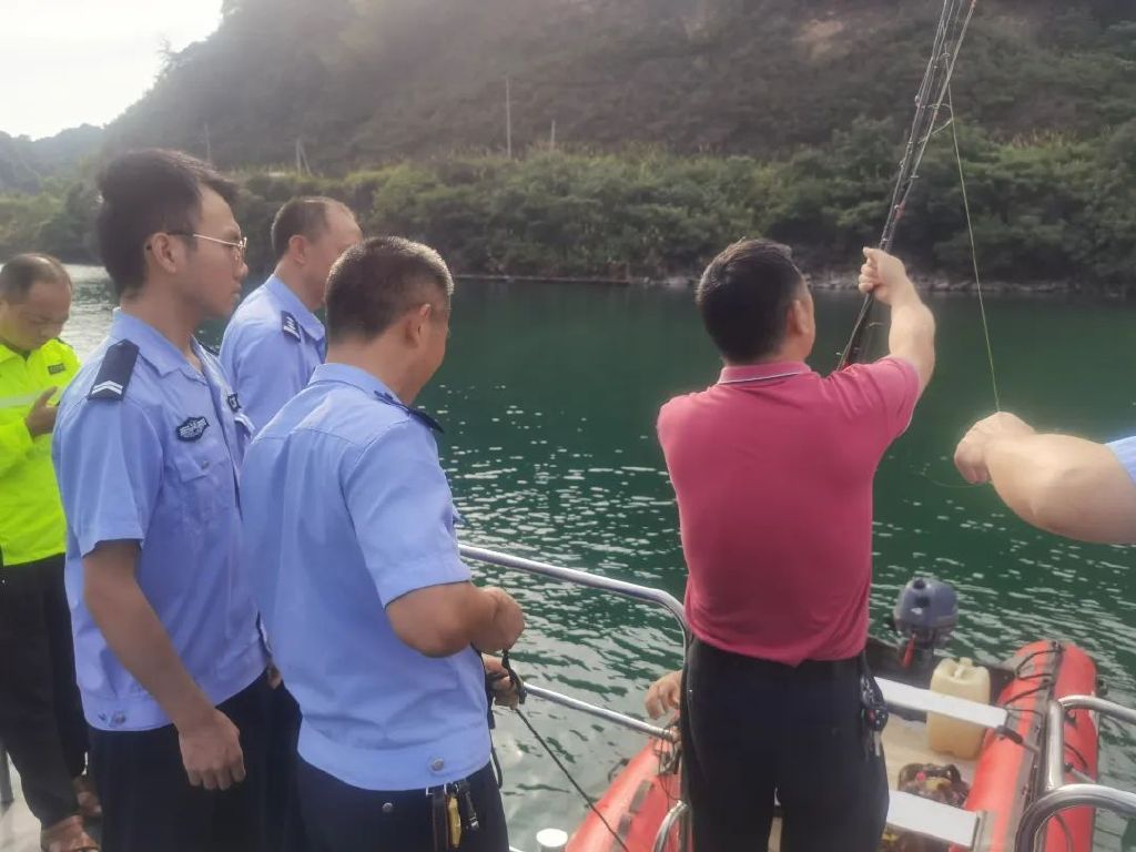 攸县公安局联合多部门开展水上安全集中整治行动