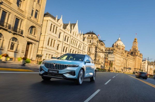 把C位留给用户!罗振宇跨年演讲点赞岚图“原来还能这么干”休闲区蓝鸢梦想 - Www.slyday.coM 把C位留给用户!罗振宇跨年演讲点赞岚图“原来还能这么干”休闲区蓝鸢梦想 - Www.slyday.coM