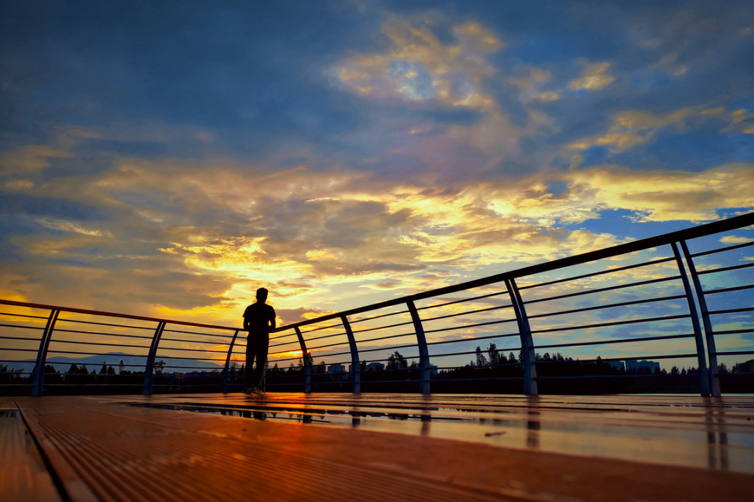 原来这叫《苦难守恒定律》，读懂改变一生