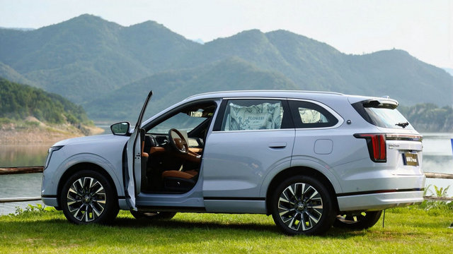 “旅行小房车”捷途山海L7 PLUS上市，置换抢购价10.99万起