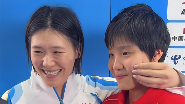 29岁叶诗文捏脸13岁于子迪：想过破纪录吗？于：姐你长得好年轻