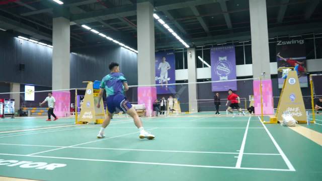 “混双大魔王”退役老将 VS“满35-10”年轻新星