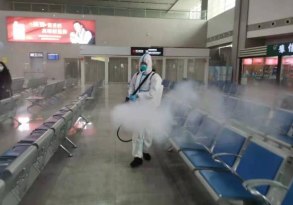 负重80斤消杀一天后,被志愿者的衣服、鞋子整破防了休闲区蓝鸢梦想 - Www.slyday.coM 负重80斤消杀一天后,被志愿者的衣服、鞋子整破防了休闲区蓝鸢梦想 - Www.slyday.coM