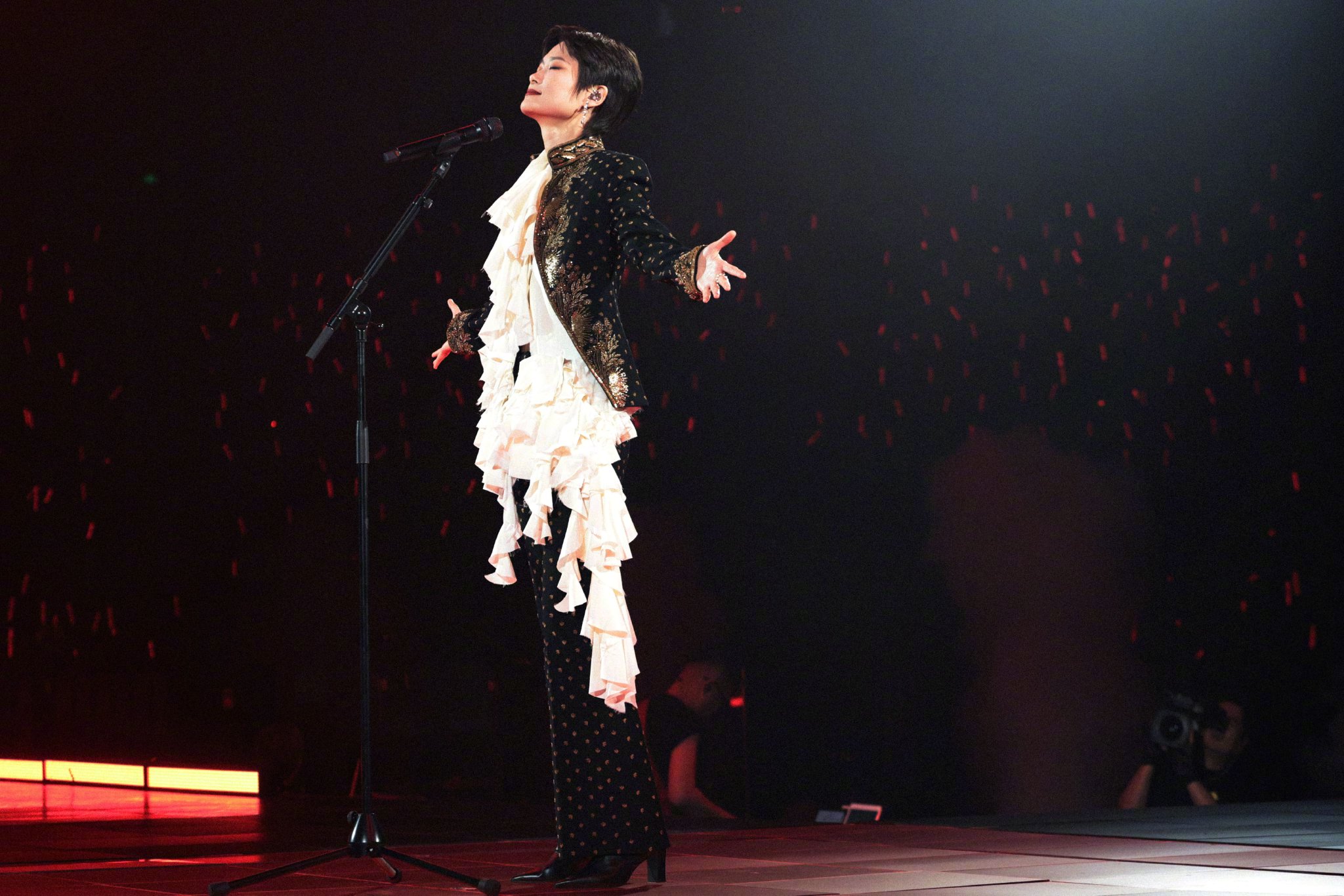 李宇春2025皇后与梦想巡演收官站重庆开唱