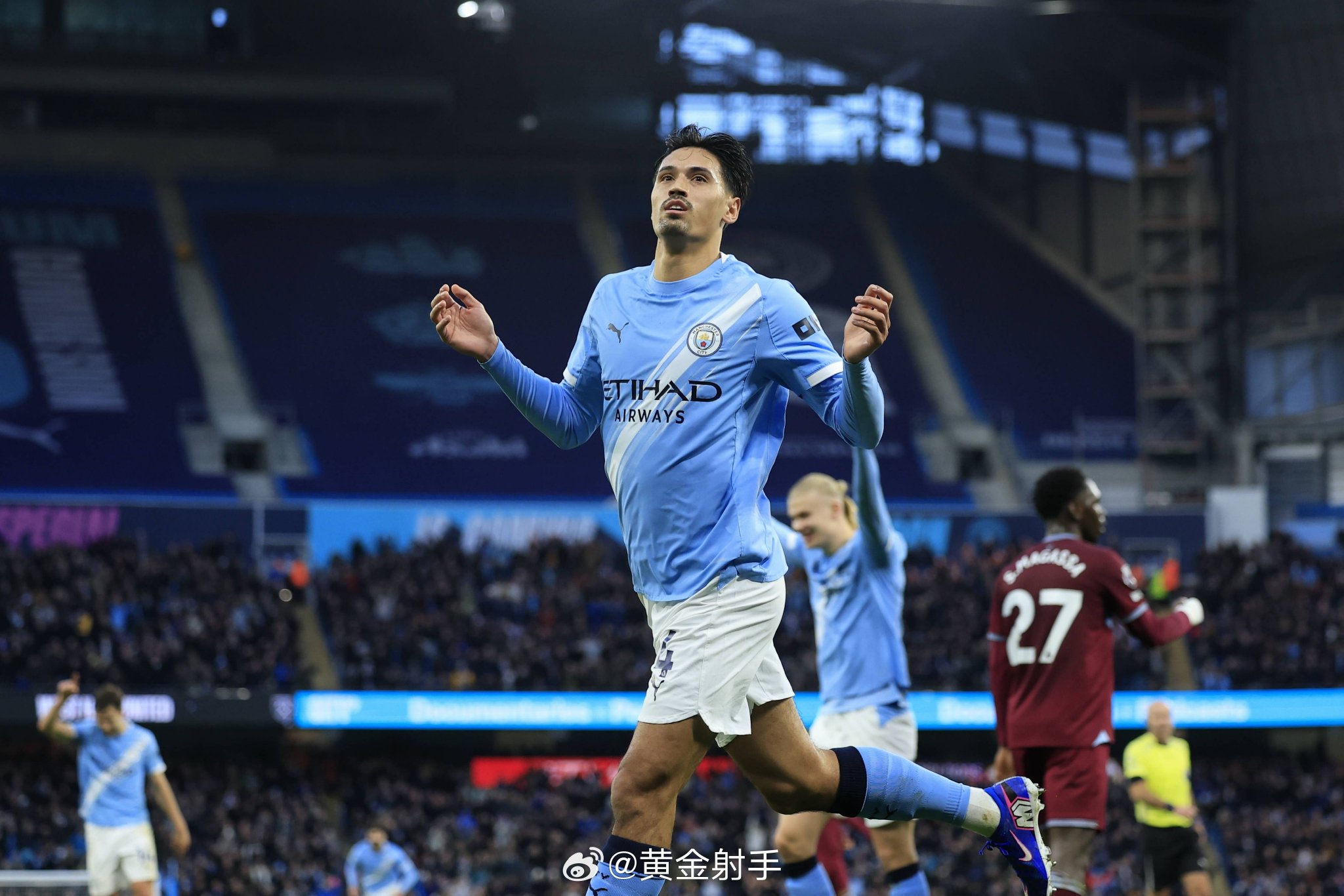 曼城落后阿森纳4分赖因德斯谈争冠形势