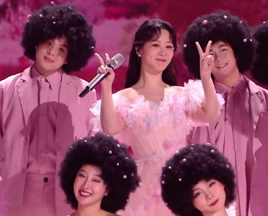 湖南卫视跨年晚会:潘玮柏被嘲胖了,何炅感动落泪,杨紫歌声甜美休闲区蓝鸢梦想 - Www.slyday.coM 湖南卫视跨年晚会:潘玮柏被嘲胖了,何炅感动落泪,杨紫歌声甜美休闲区蓝鸢梦想 - Www.slyday.coM