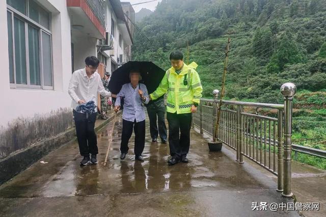 超强台风“灿都”逼近!温州公安严阵以待休闲区蓝鸢梦想 - Www.slyday.coM 超强台风“灿都”逼近!温州公安严阵以待休闲区蓝鸢梦想 - Www.slyday.coM