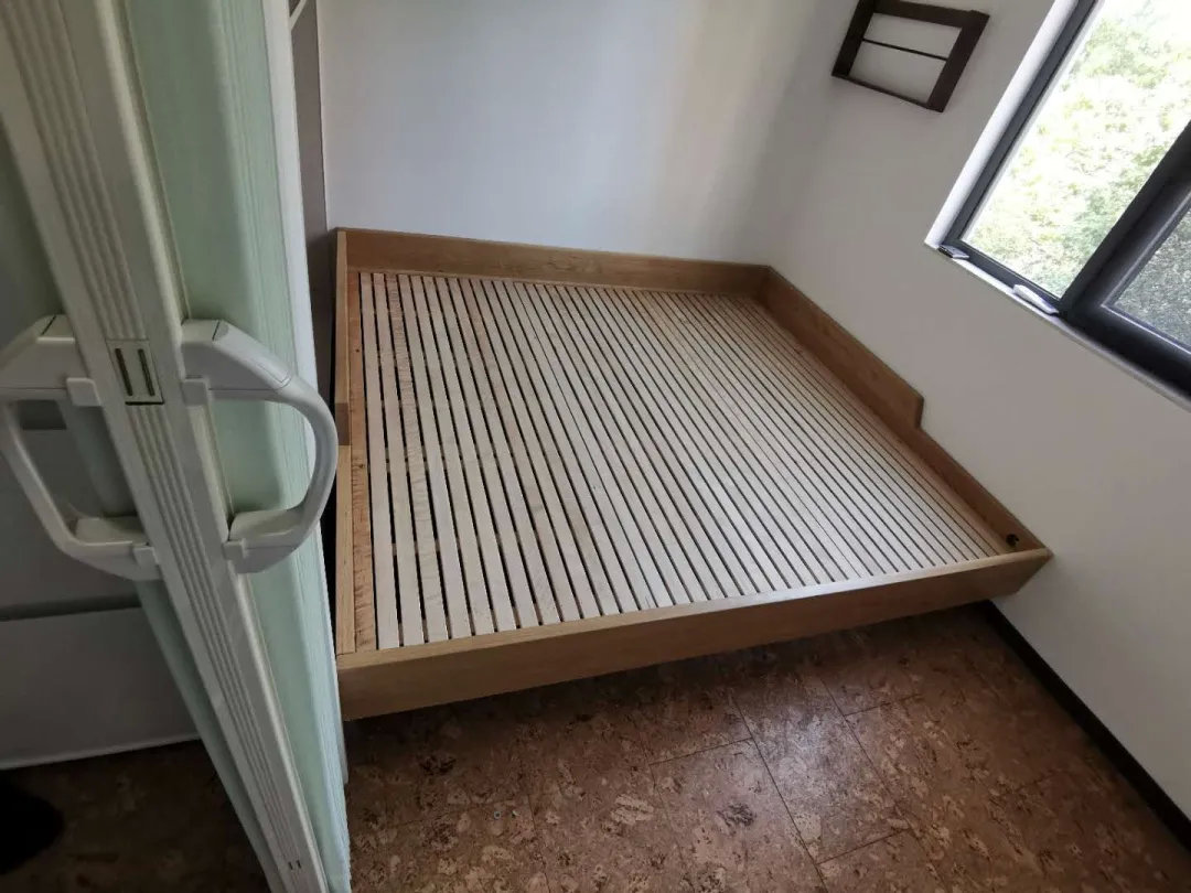 极简悬浮床｜9款“不接地气”的悬浮床，让卧室有质感又高级 - 知乎