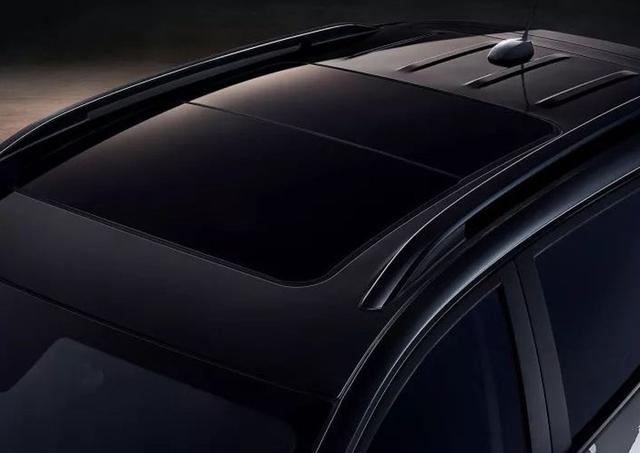 靠颜值卖车的合资SUV 轴距近2.6米 比Polo还便宜