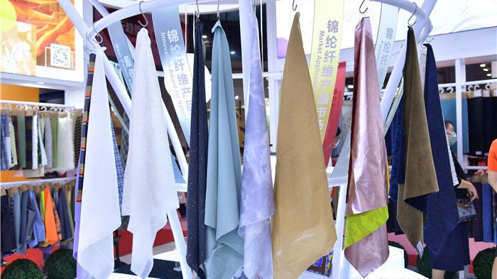 涤纶袜和锦纶氨纶混纺袜哪种更舒适、美观和耐穿?